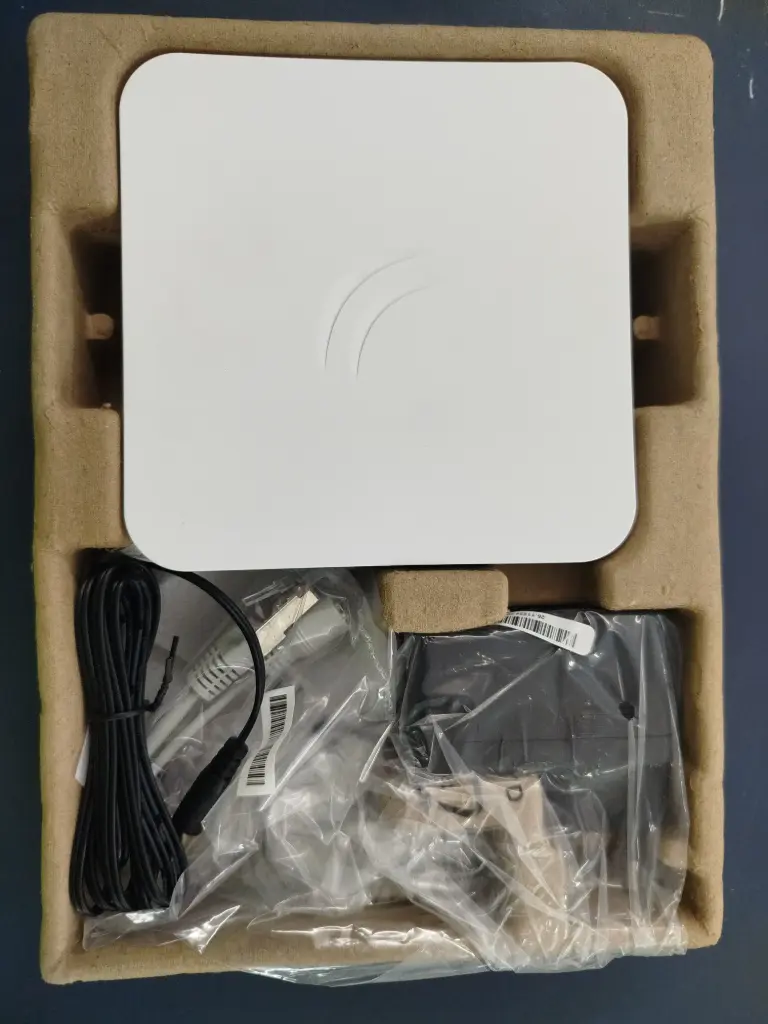 Serie SXTsq, placa enrutadora Mikrotik