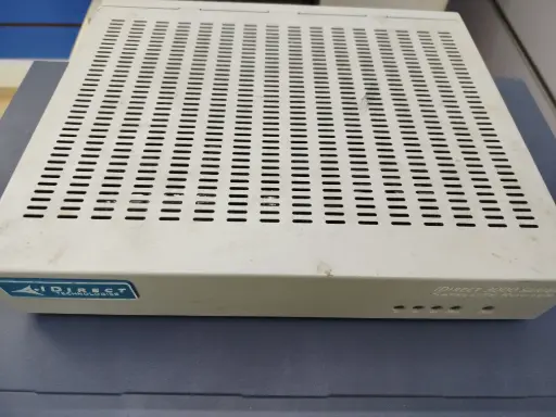 IDIRECT 3000 SERIES ROUTER SATELITAL